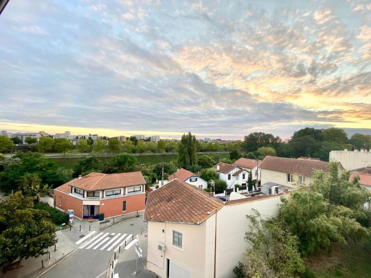 Ferienwohnung La Garonne - T3 Avec Parking Prive Toulouse Exterior foto